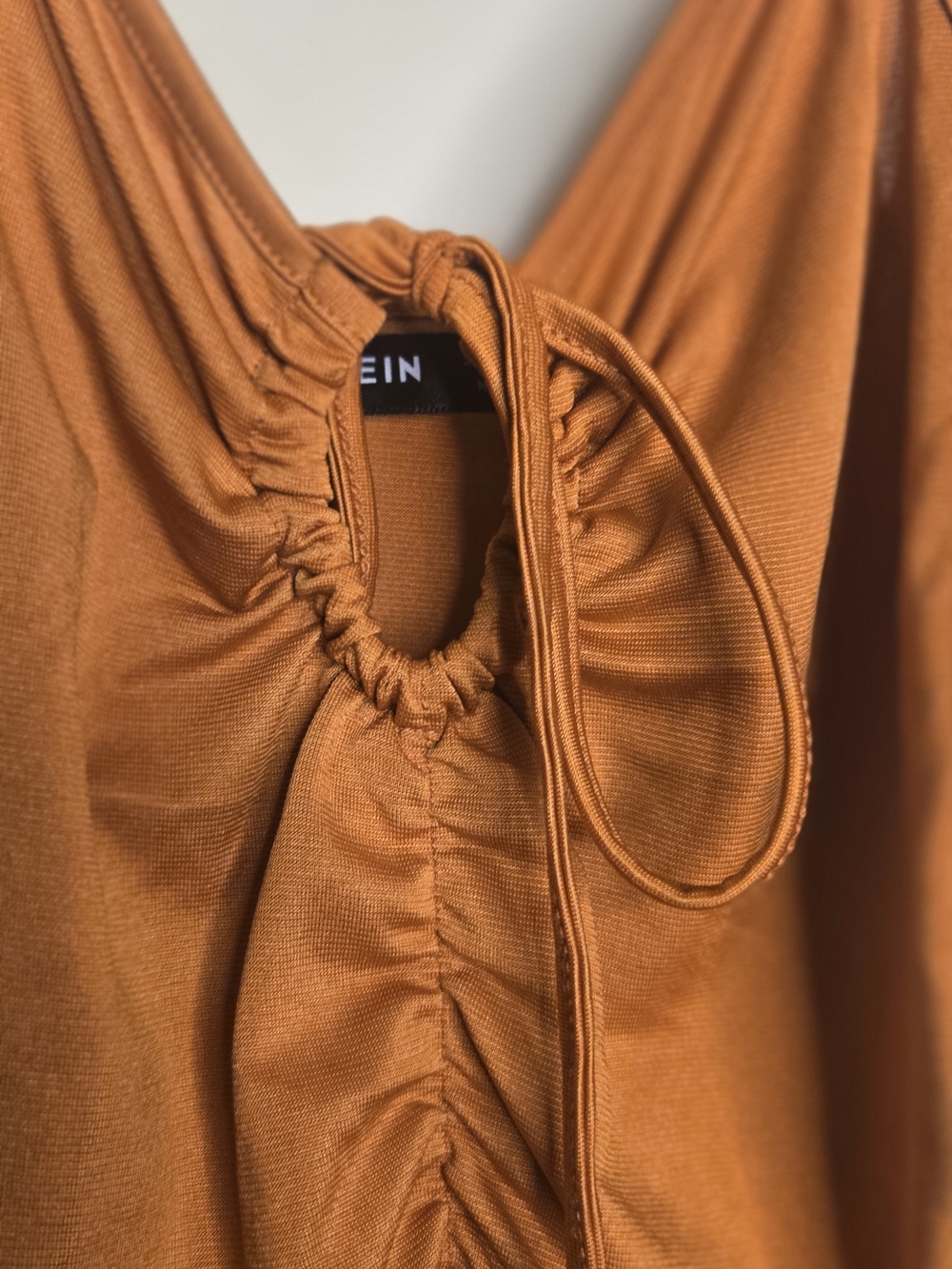 SHEIN Rust Orange Top - Picture 3 of 4